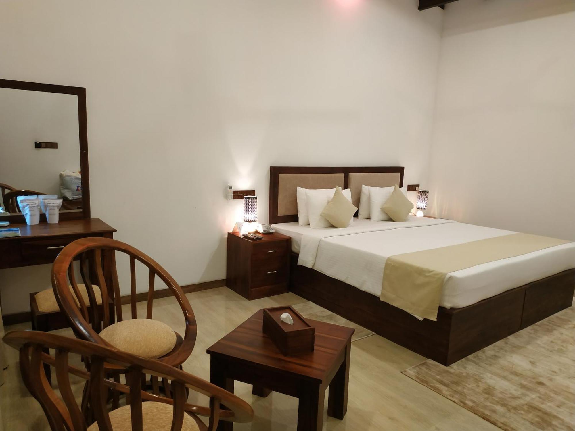 Sigiriya Cashew Palace Resort Daganapothaha Экстерьер фото