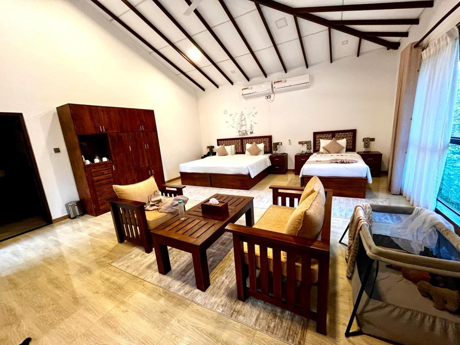 Sigiriya Cashew Palace Resort Daganapothaha Экстерьер фото
